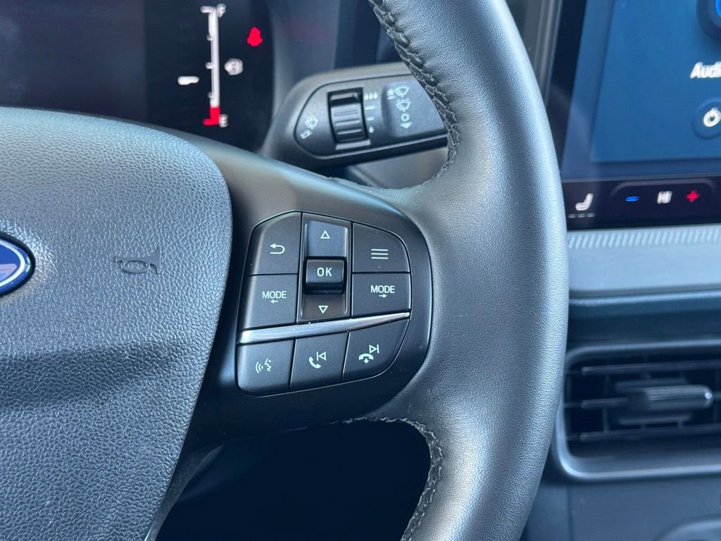 Used 2025 Ford Maverick XLT w/ XLT Luxury Package image 10