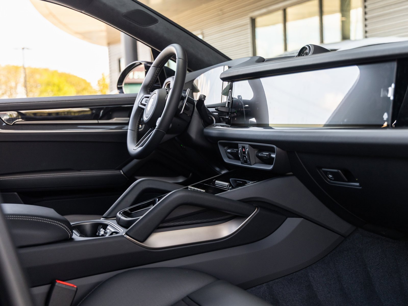 New 2026 Porsche Cayenne Turbo image 49