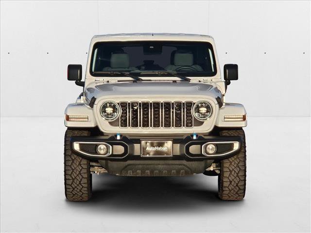 Used 2024 Jeep Wrangler Sahara video 2
