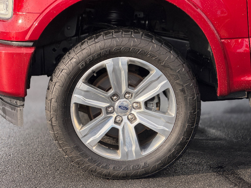 Used 2015 Ford F150 Lariat w/ Equipment Group 502A Luxury image 17