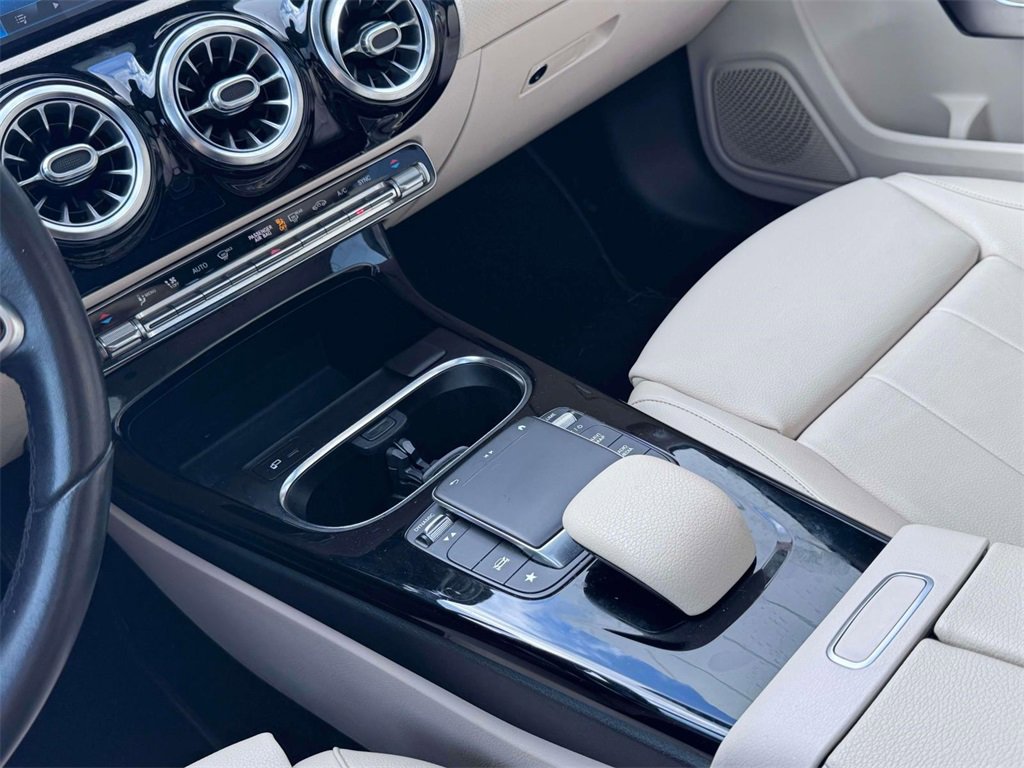 Used 2021 Mercedes-Benz A 220 image 17