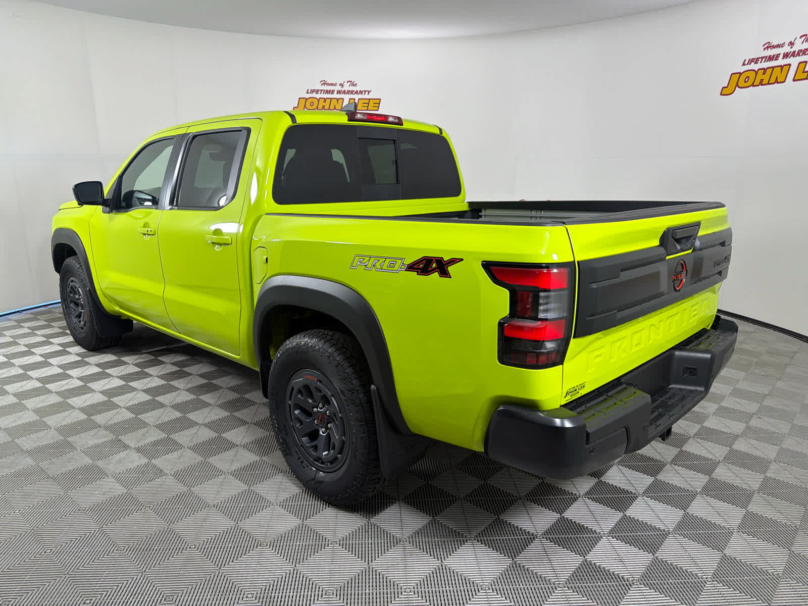 New 2026 Nissan Frontier PRO-4X w/ Pro Premium Package AWD/4WD image 3