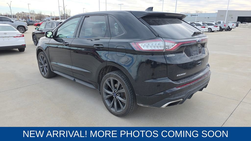 Used 2018 Ford Edge Sport image 3