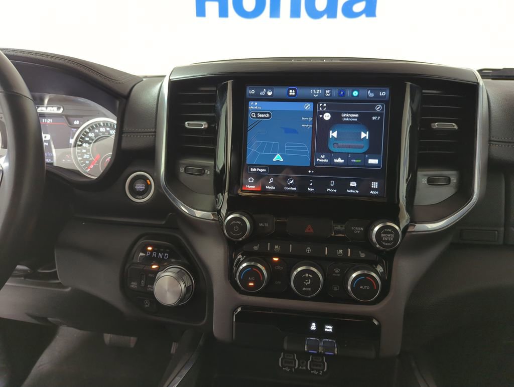 Used 2024 RAM 1500 Laramie image 13