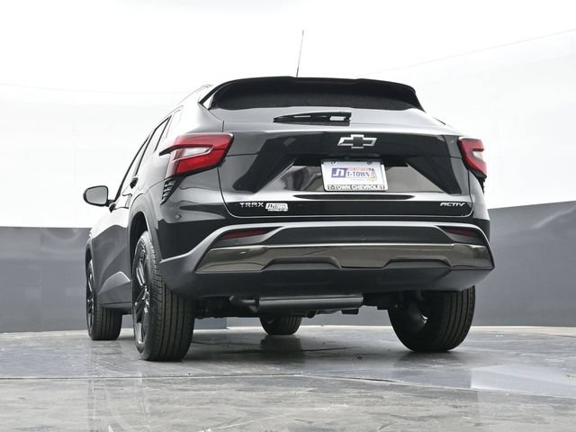 Used 2026 Chevrolet Trax ACTIV w/ Driver Confidence Package FWD image 42