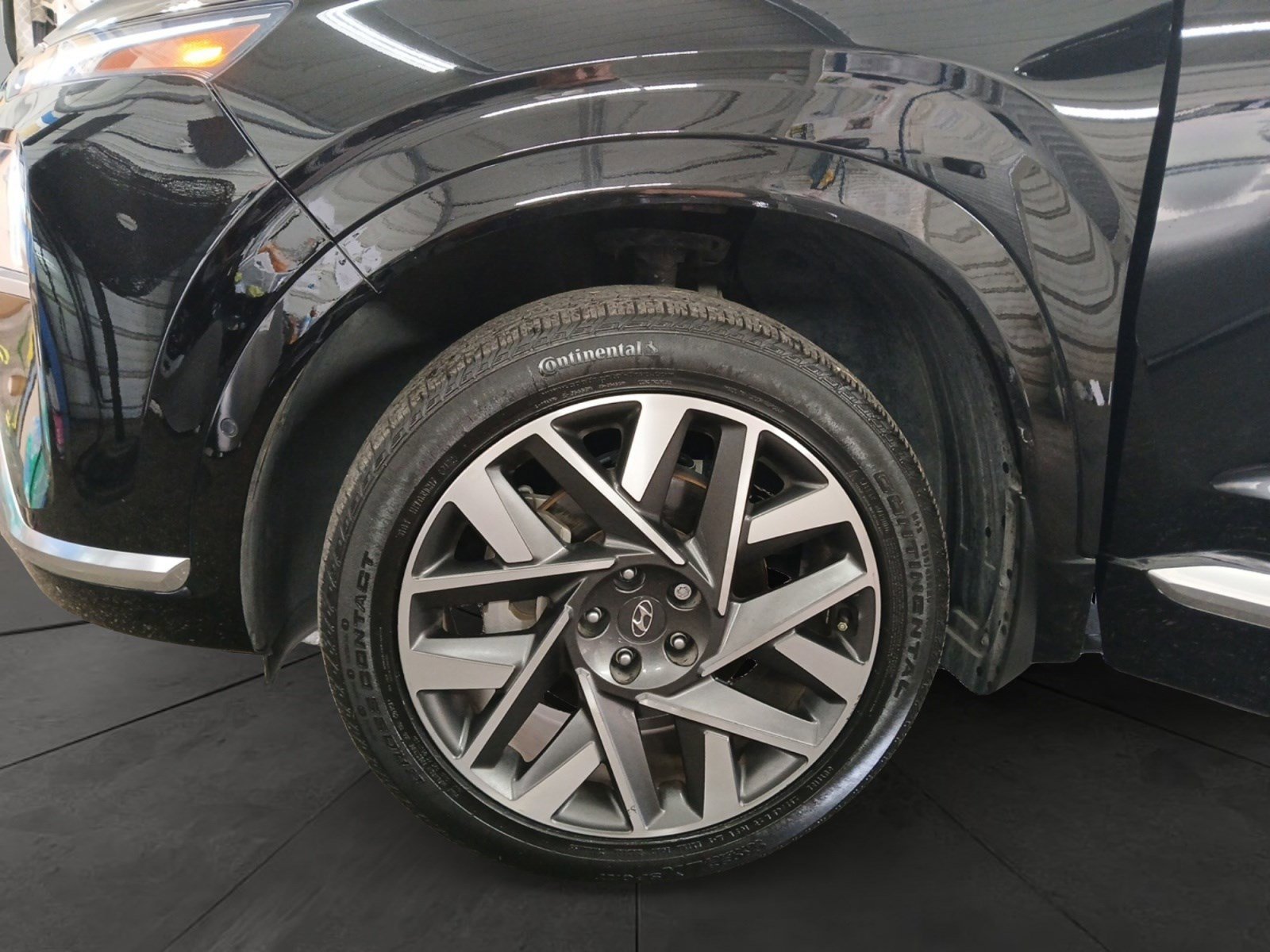 Used 2023 Hyundai Santa Fe Calligraphy image 14