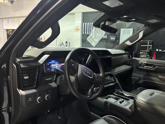 Used 2024 GMC Sierra 2500 AT4X AWD/4WD image 10