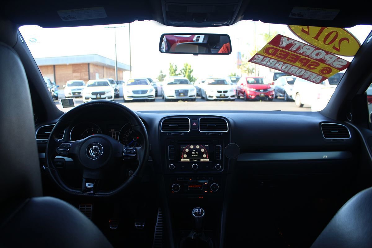 Used 2012 Volkswagen Golf 4-Door AWD/4WD image 27