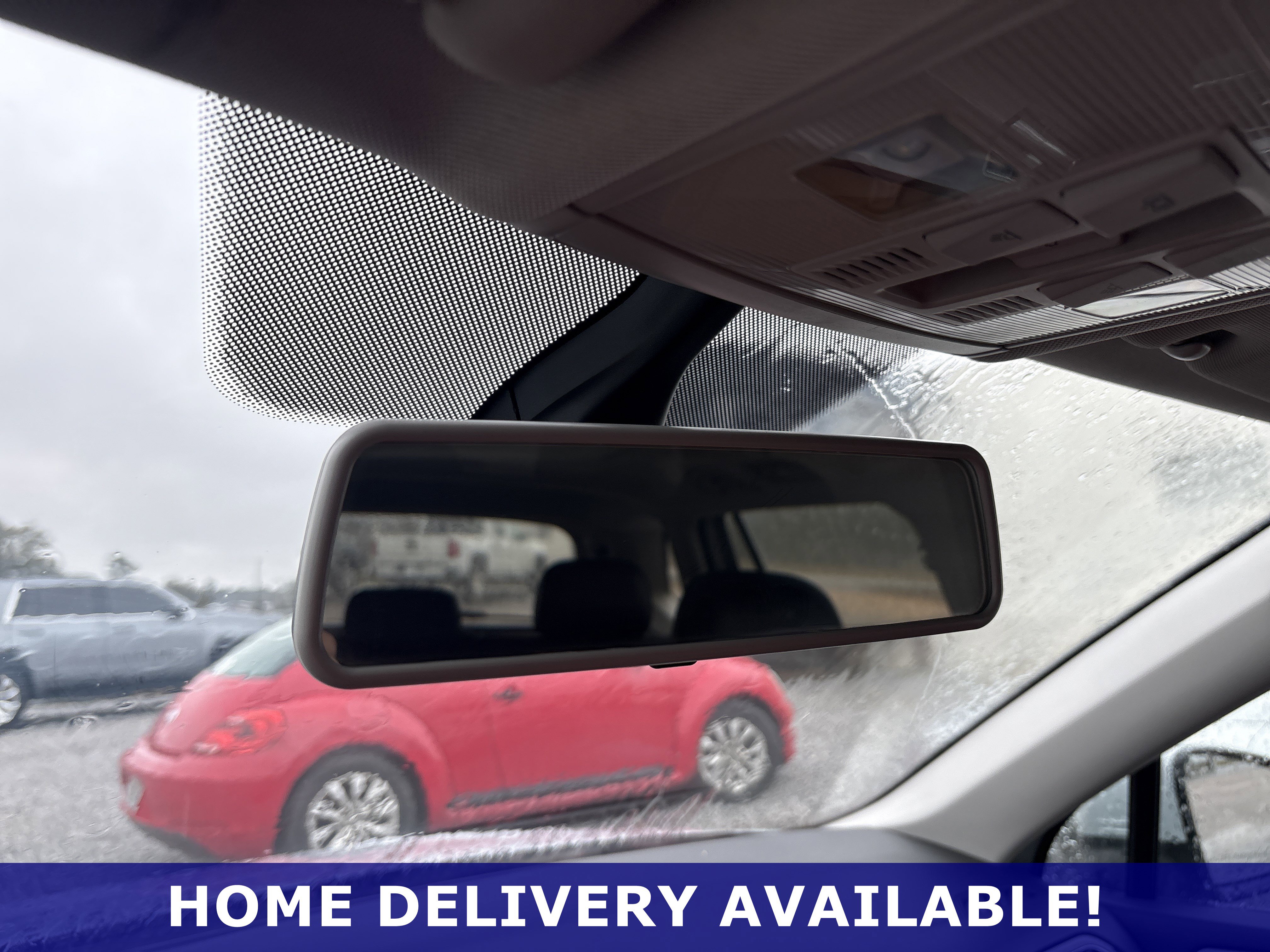 Used 2018 Volkswagen Tiguan SEL image 16