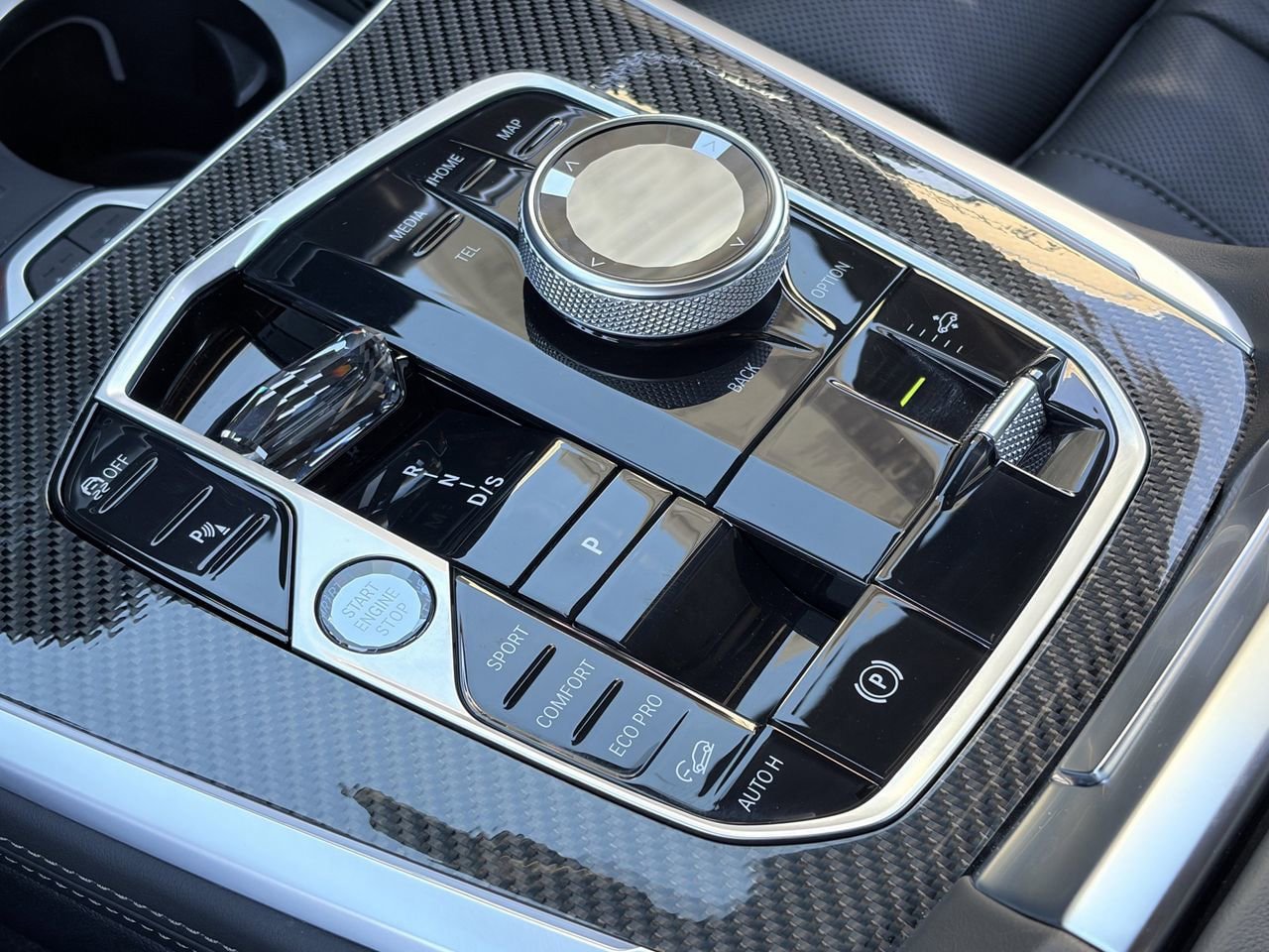 Used 2025 BMW X7 M60i image 30