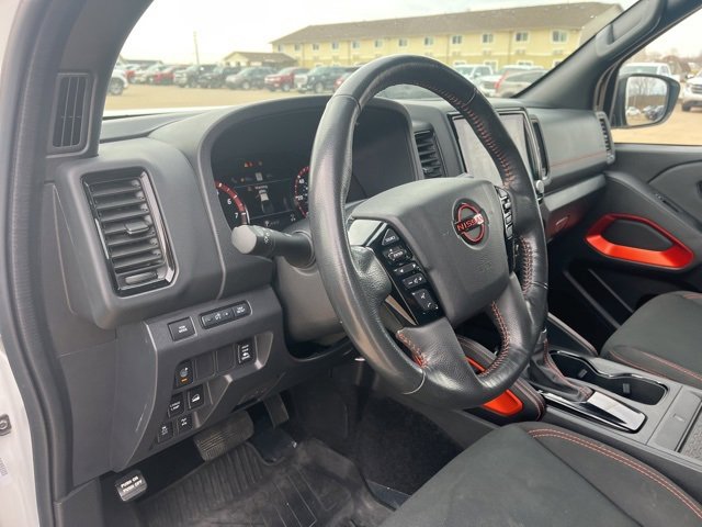 Used 2023 Nissan Frontier PRO-4X w/ Pro Convenience Package image 18