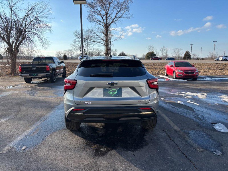 Certified 2024 Chevrolet Trax ACTIV w/ Sunroof Package image 4