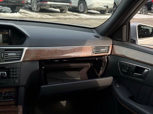 Used 2012 Mercedes-Benz E 350 4MATIC Sedan image 31