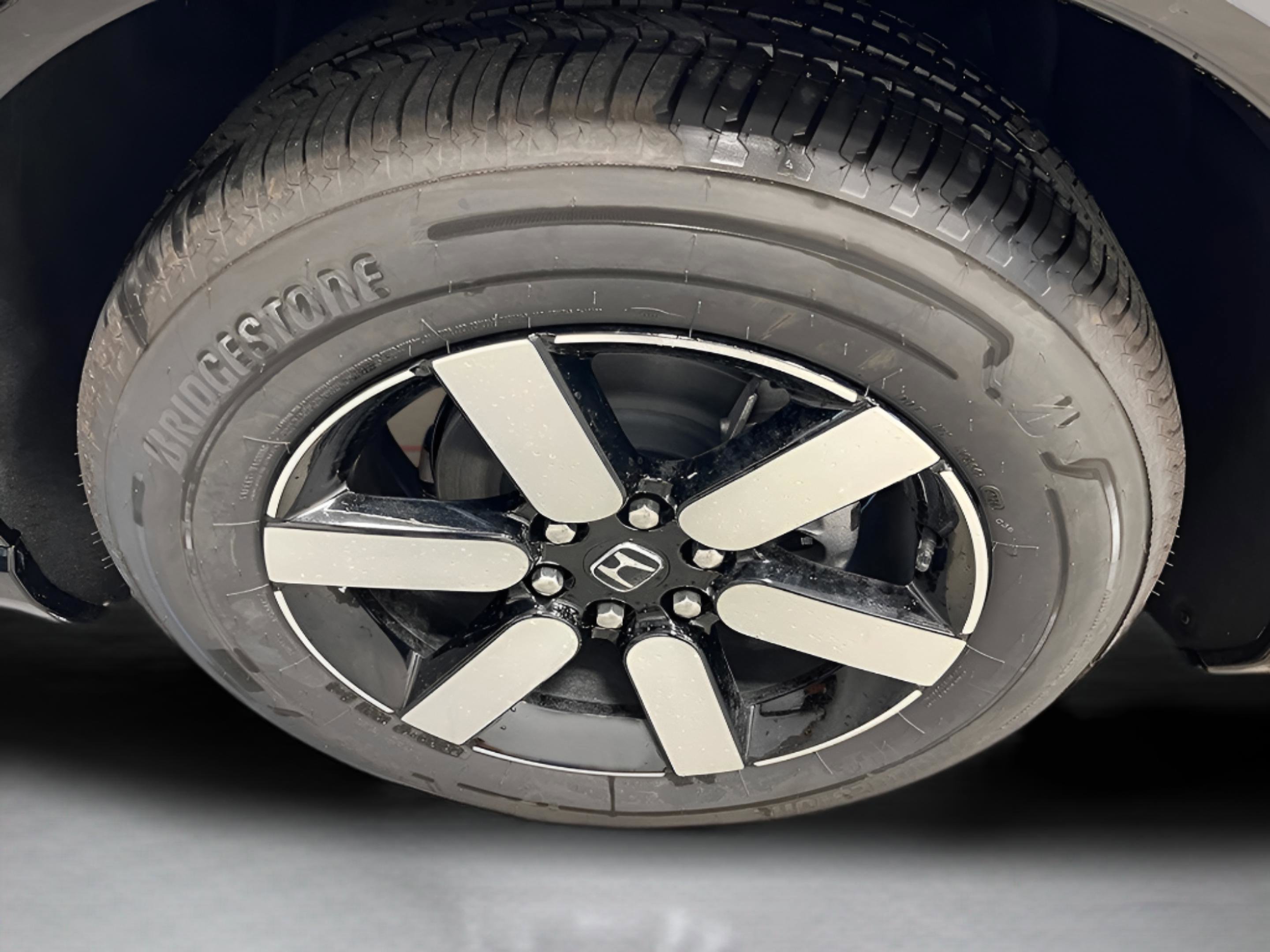 New 2026 Honda Prologue Touring image 12