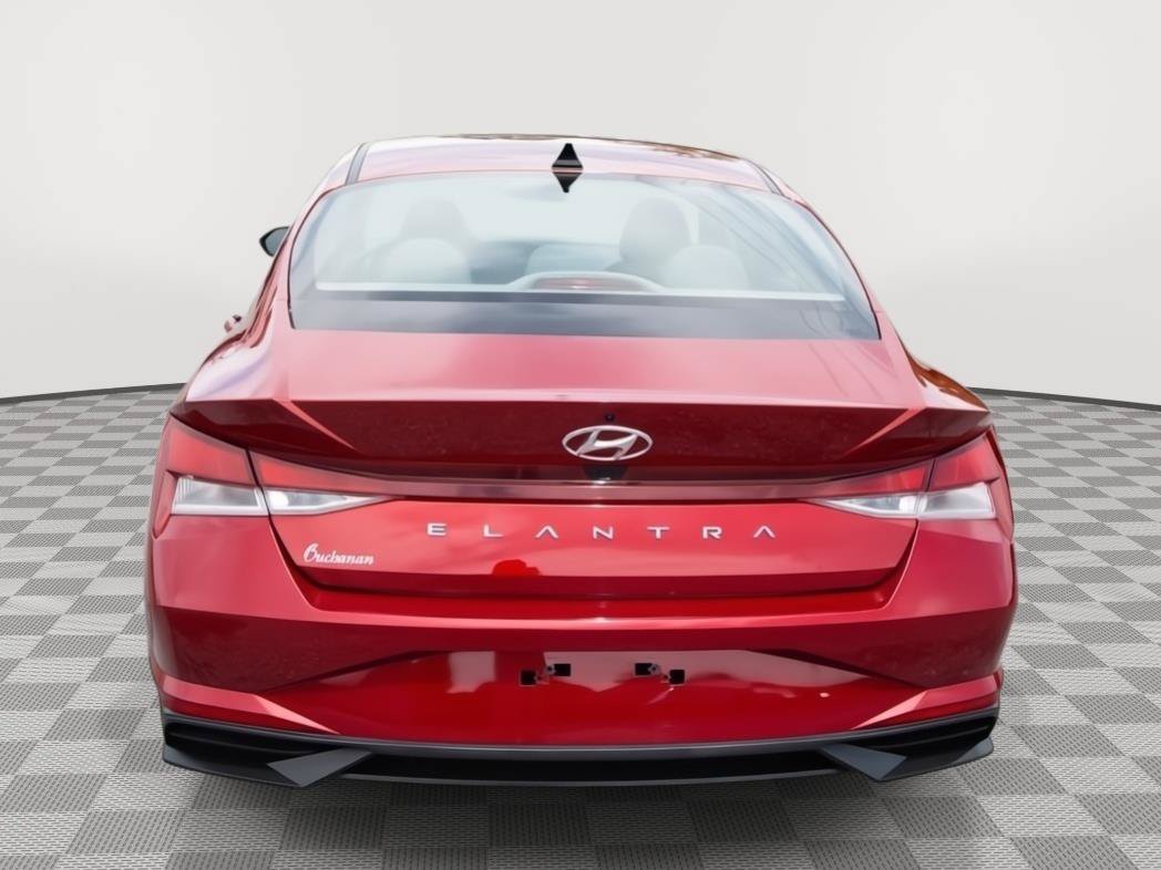 Used 2023 Hyundai Elantra SEL FWD image 6