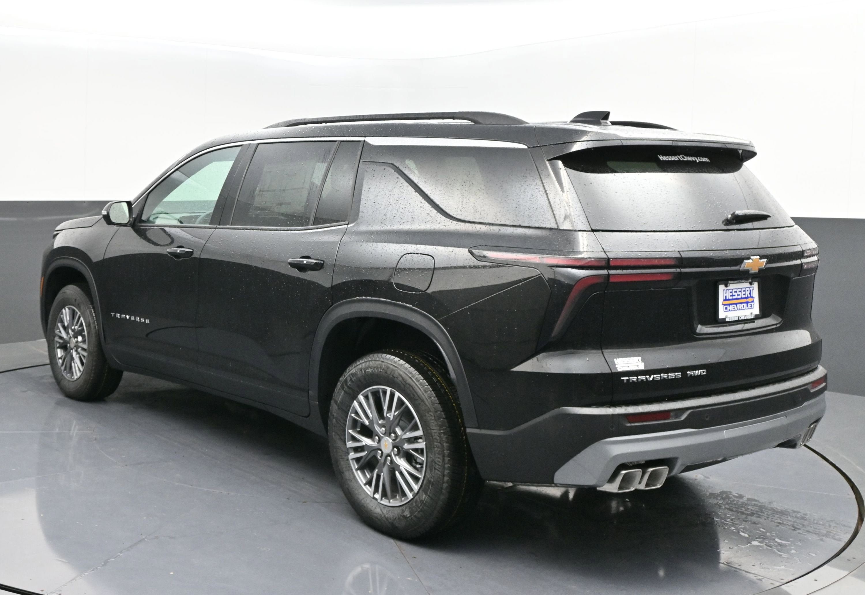 New 2026 Chevrolet Traverse LT w/ Driver Confidence Package AWD/4WD image 5