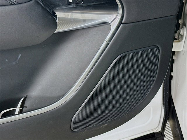 Certified 2023 Land Rover Range Rover SE image 21