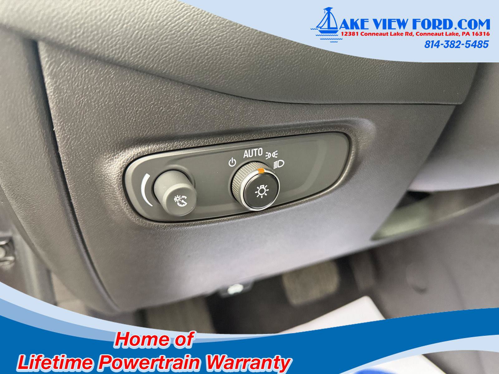 Used 2022 Chevrolet Equinox LS AWD/4WD image 12