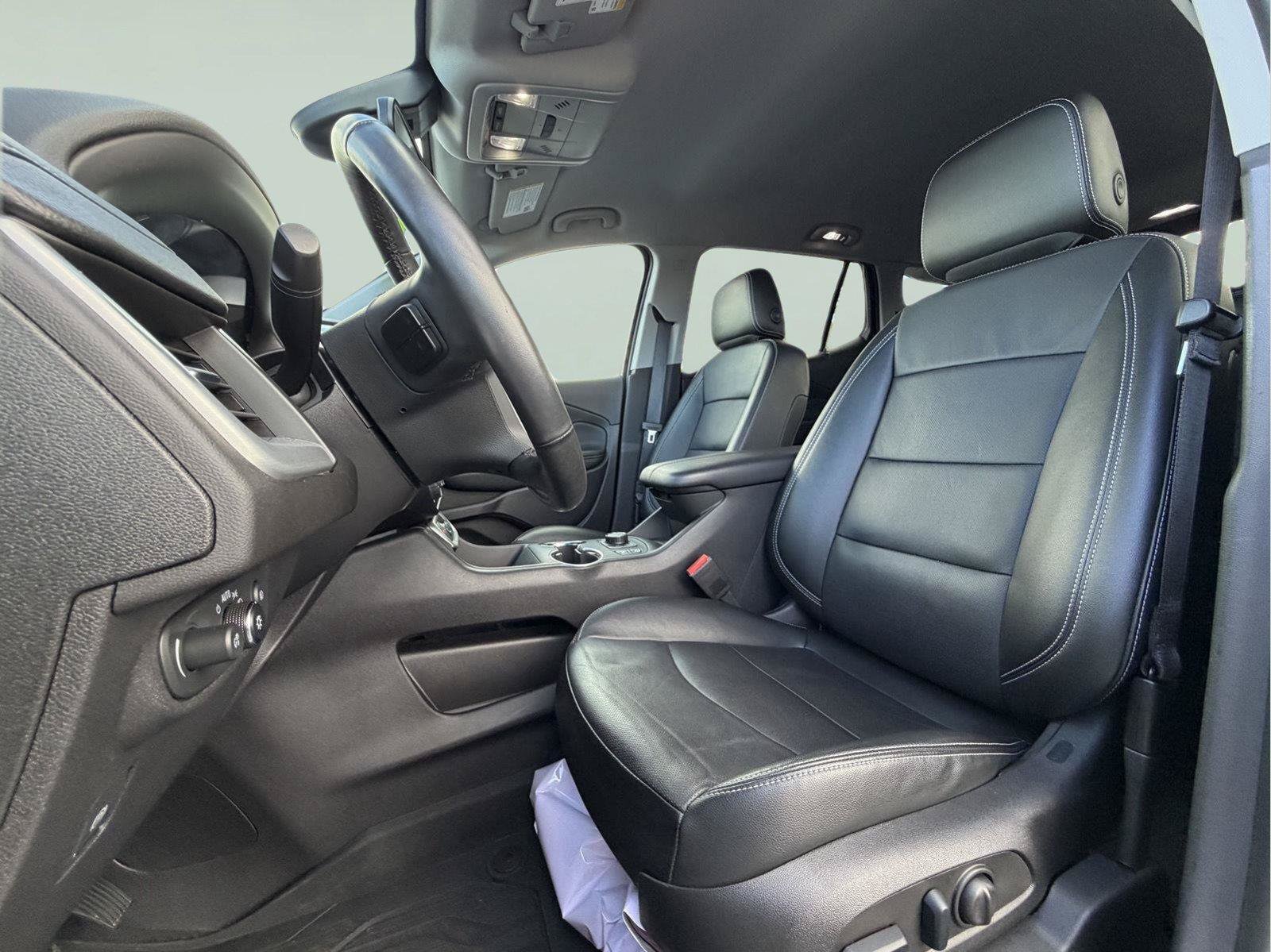 Used 2024 GMC Terrain SLT w/ Elevation Edition AWD/4WD image 24