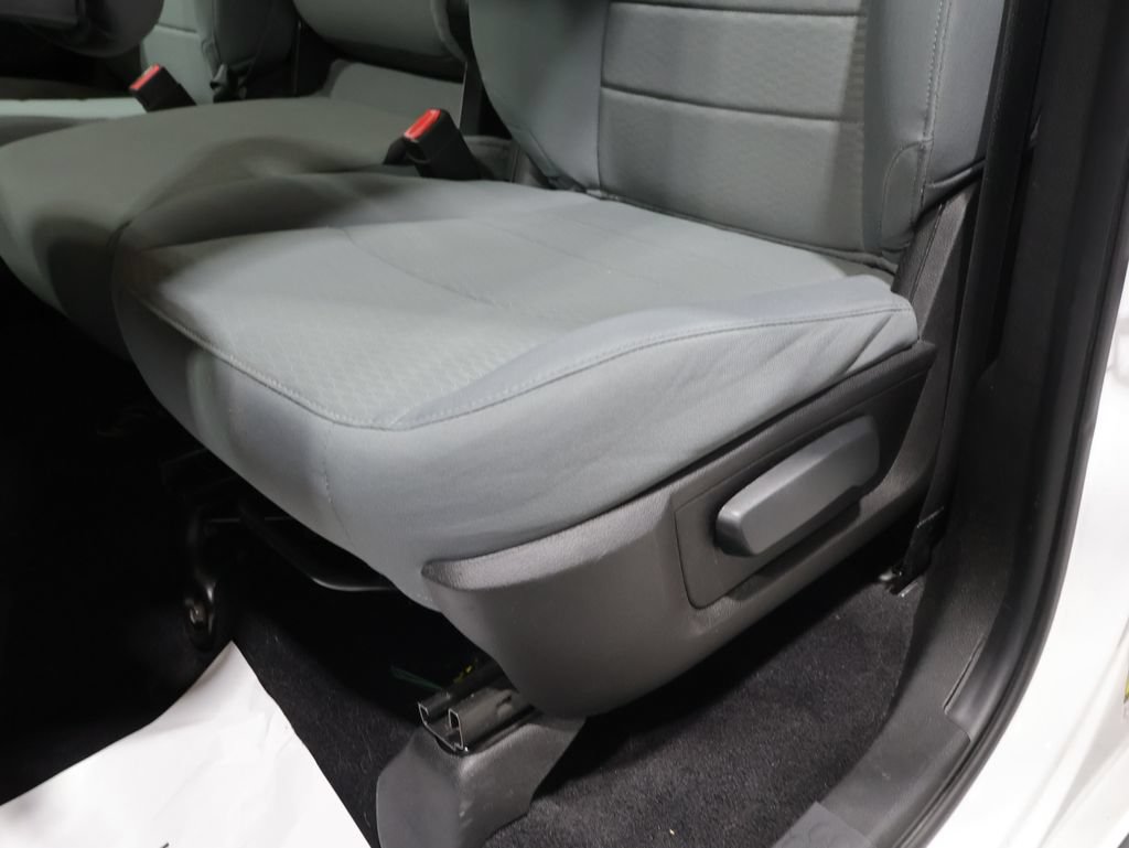 Used 2019 RAM 1500 Express AWD/4WD image 13