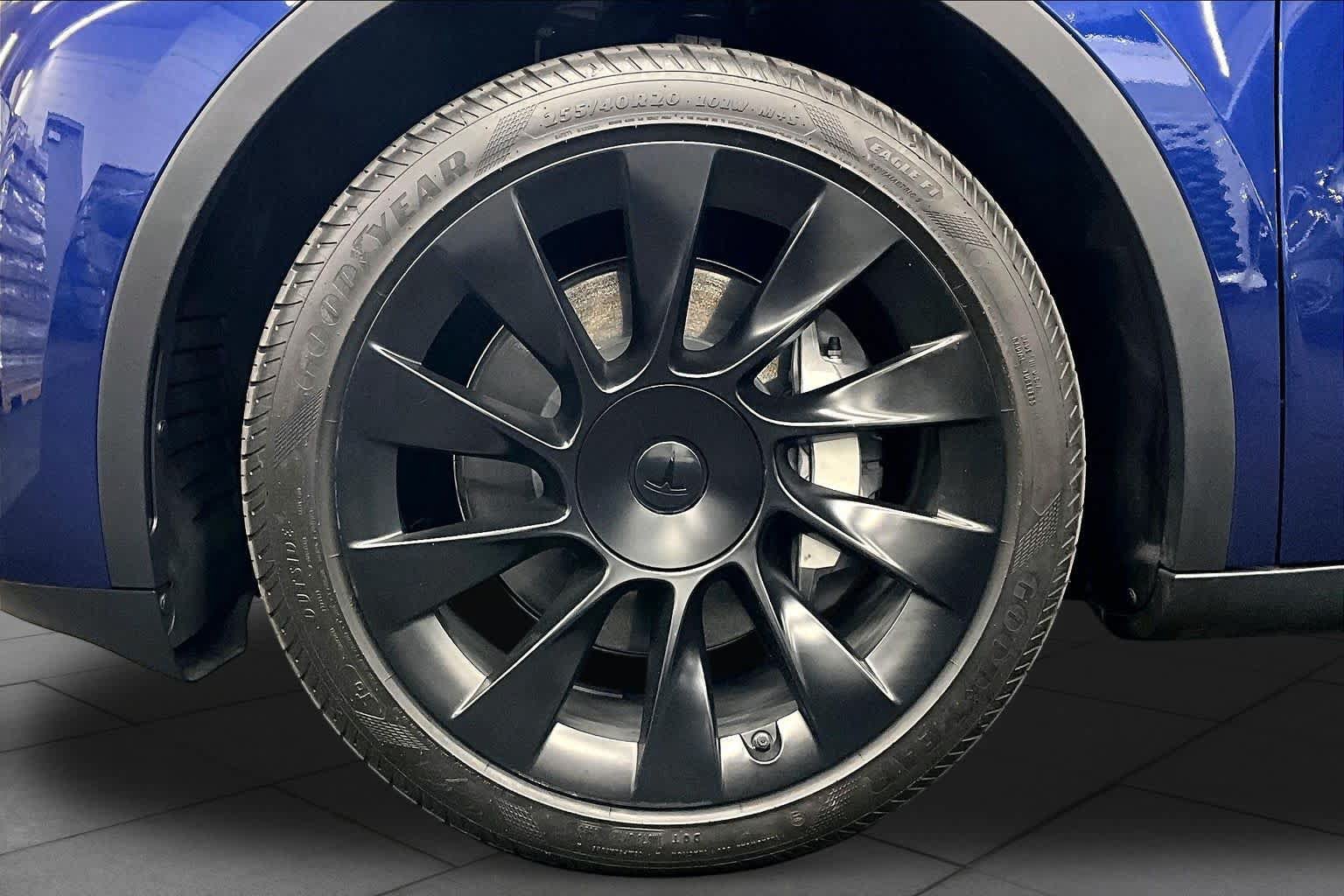 Used 2023 Tesla Model Y Long Range AWD/4WD image 10