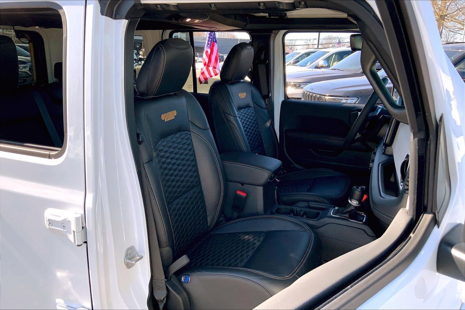 Used 2025 Jeep Wrangler Sahara w/ Safety Group image 7