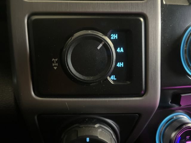 Used 2016 Ford F150 Platinum w/ Technology Package image 24