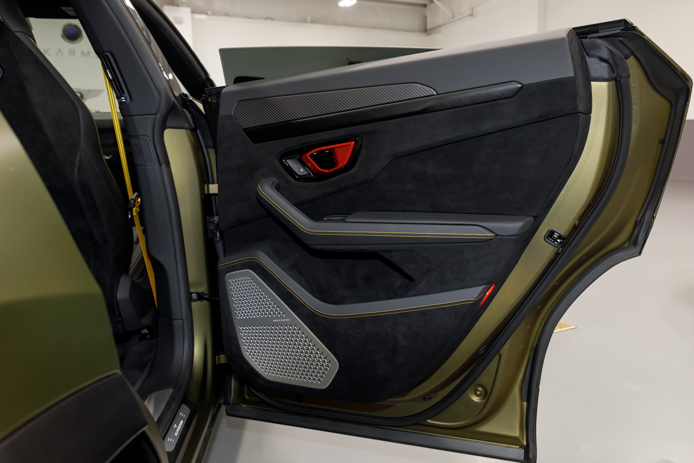 Used 2024 Lamborghini Urus Performante AWD/4WD image 67