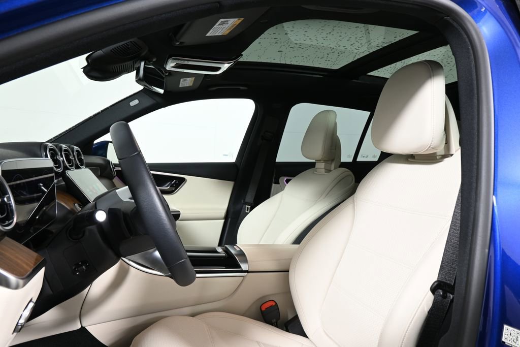 Certified 2025 Mercedes-Benz GLC 300 4MATIC image 15