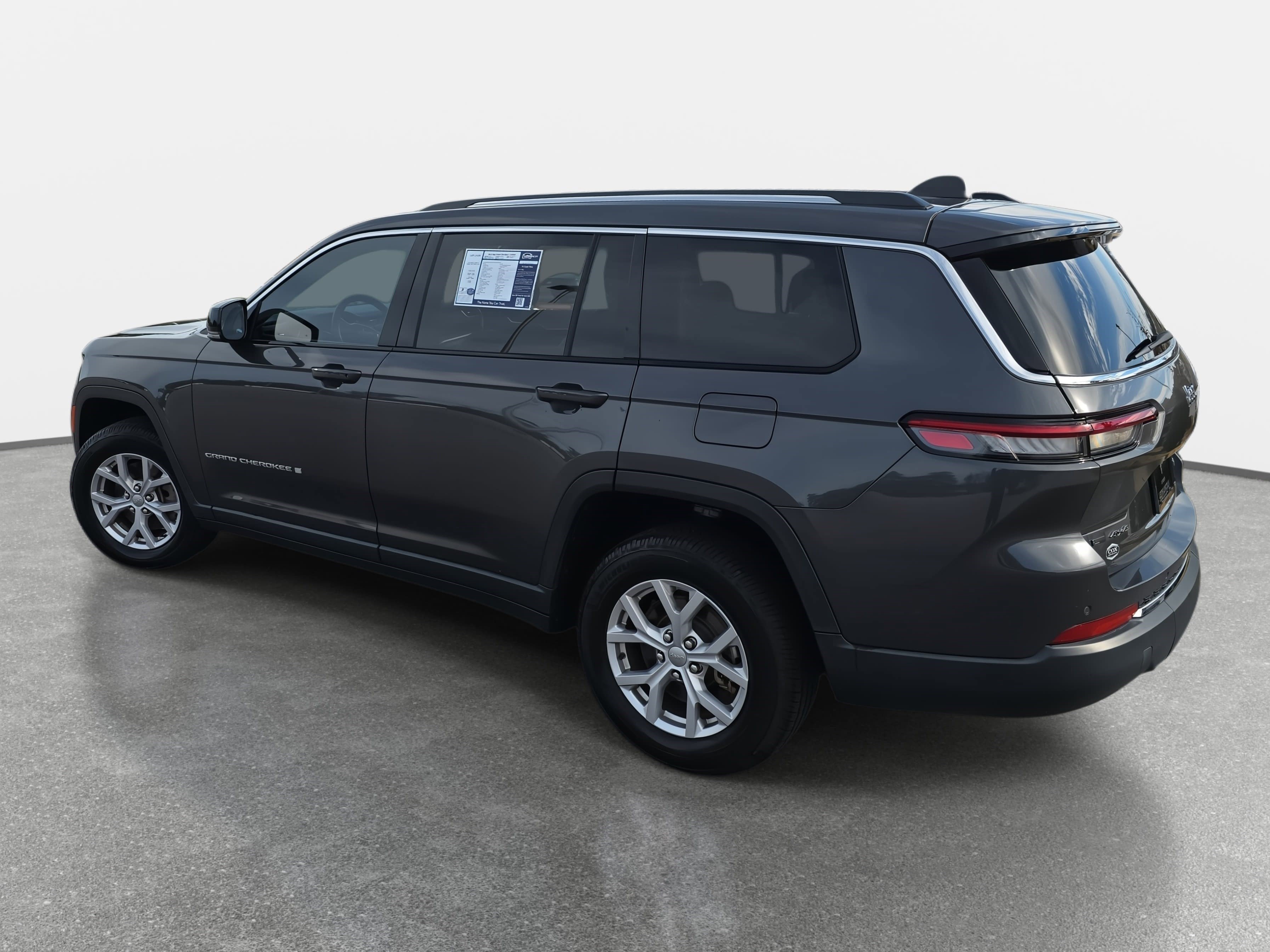 Used 2022 Jeep Grand Cherokee L Limited image 7