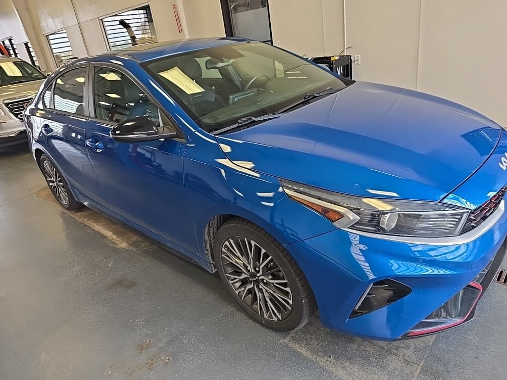 Used 2023 Kia Forte GT-Line w/ GT-Line Premium Package FWD image 5