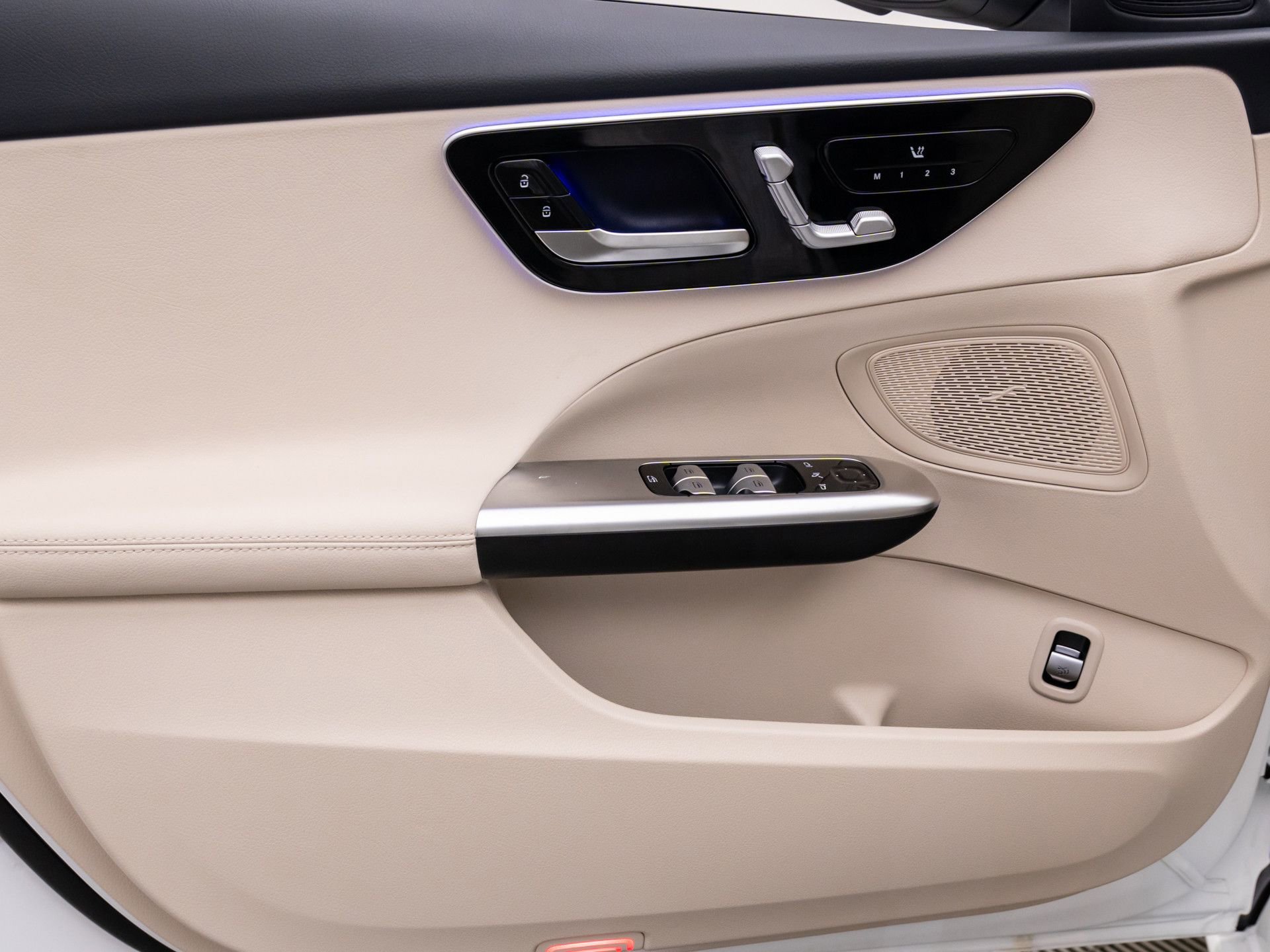 New 2026 Mercedes-Benz C 300 4MATIC Sedan image 14