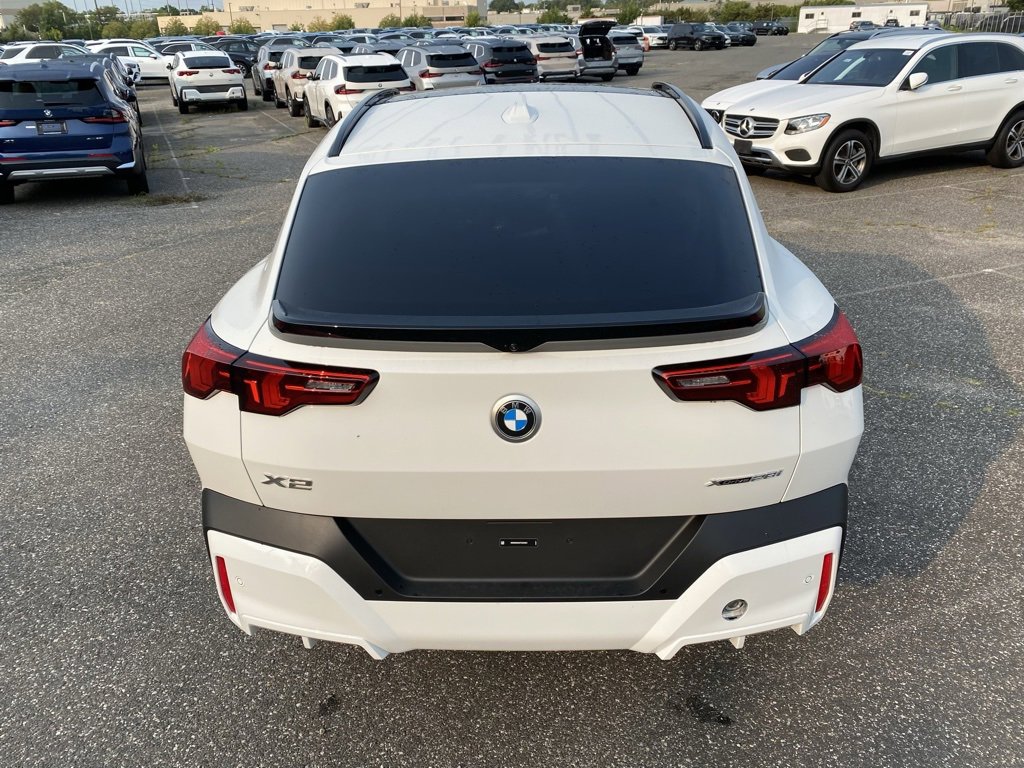 New 2026 BMW X2 xDrive28i w/ Convenience Package image 4