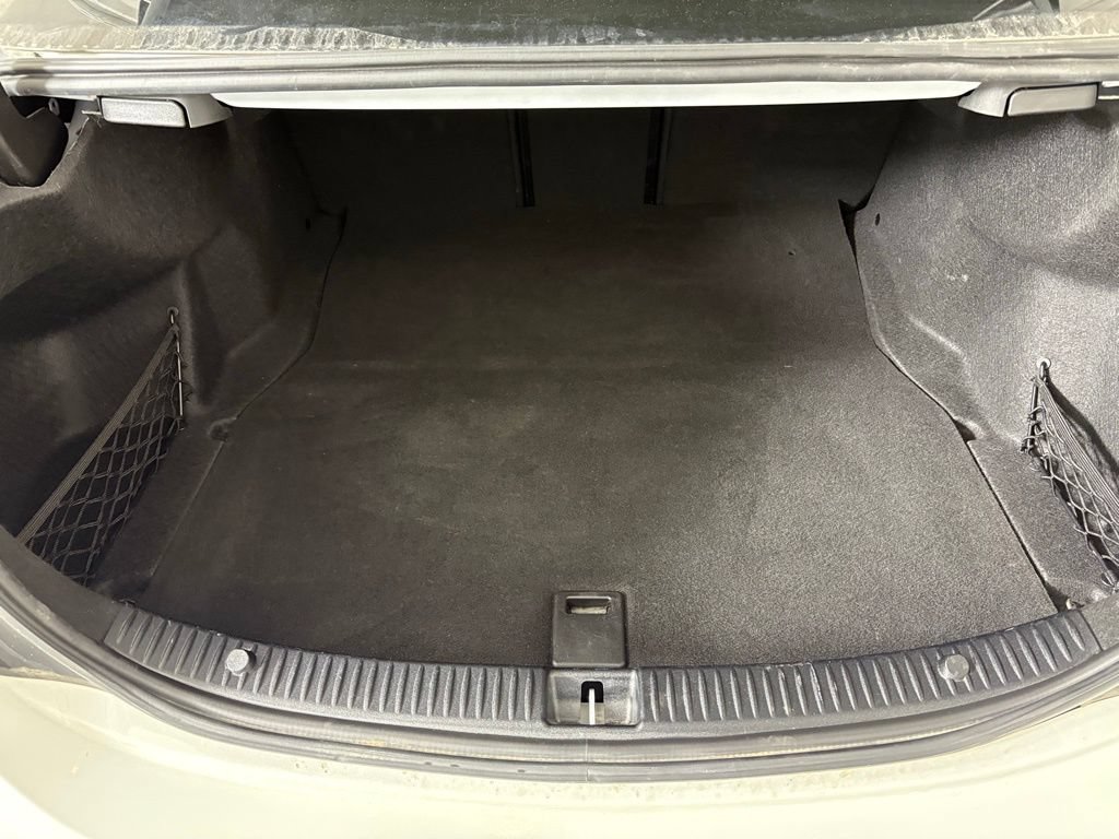 Used 2017 Mercedes-Benz C 300 Sedan image 38