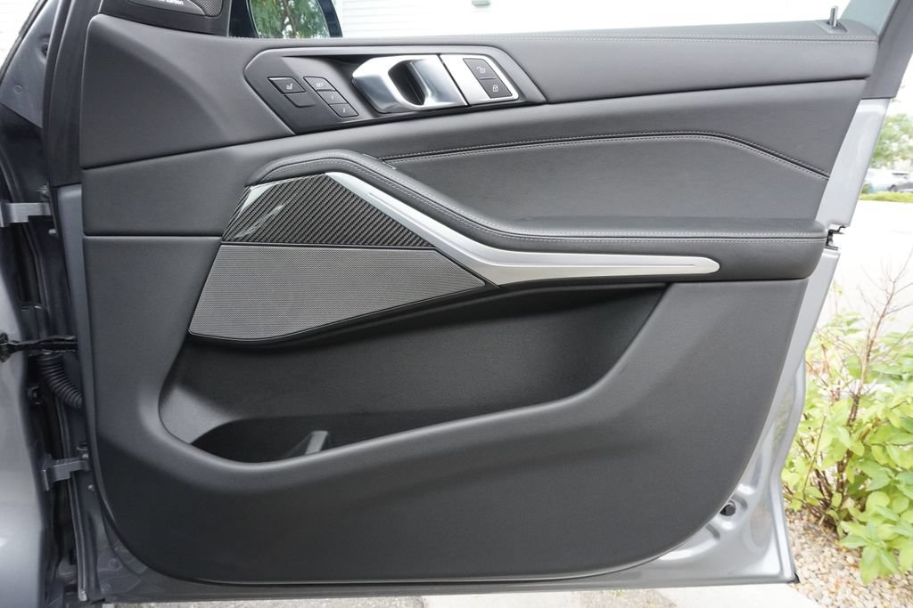 Used 2026 BMW X7 M60i AWD/4WD image 21