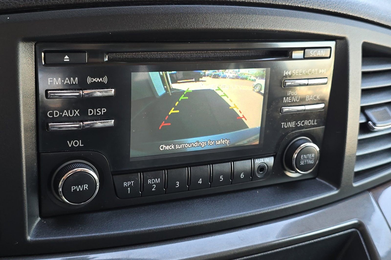Used 2012 Nissan Quest SL FWD image 20