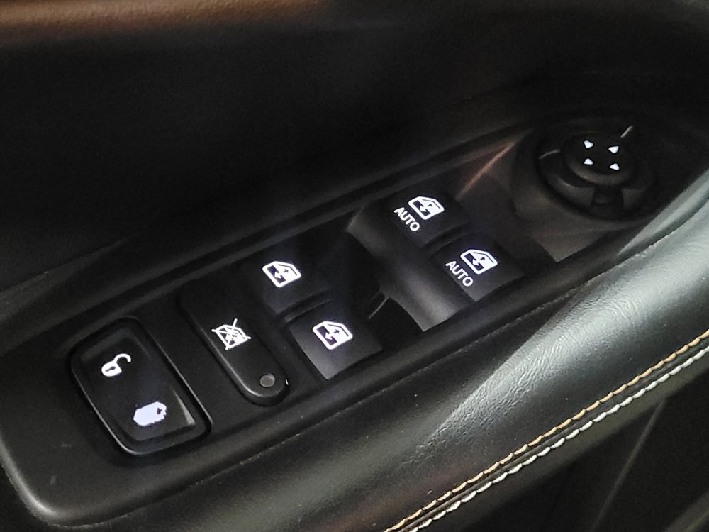 Used 2018 Jeep Compass Latitude image 27