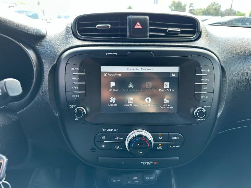 Used 2018 Kia Soul + FWD image 21