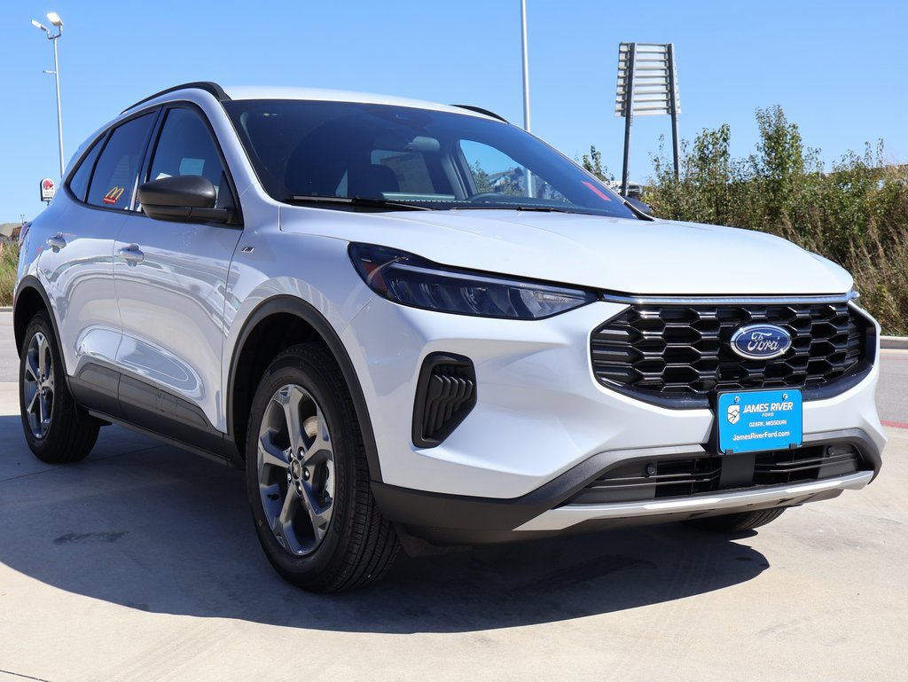 New 2026 Ford Escape ST-Line w/ Tech Pack #1 image 6