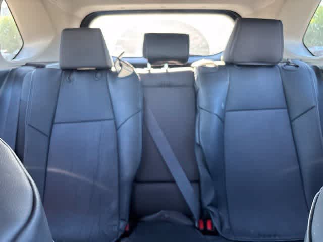 Used 2025 Toyota RAV4 XLE FWD image 21