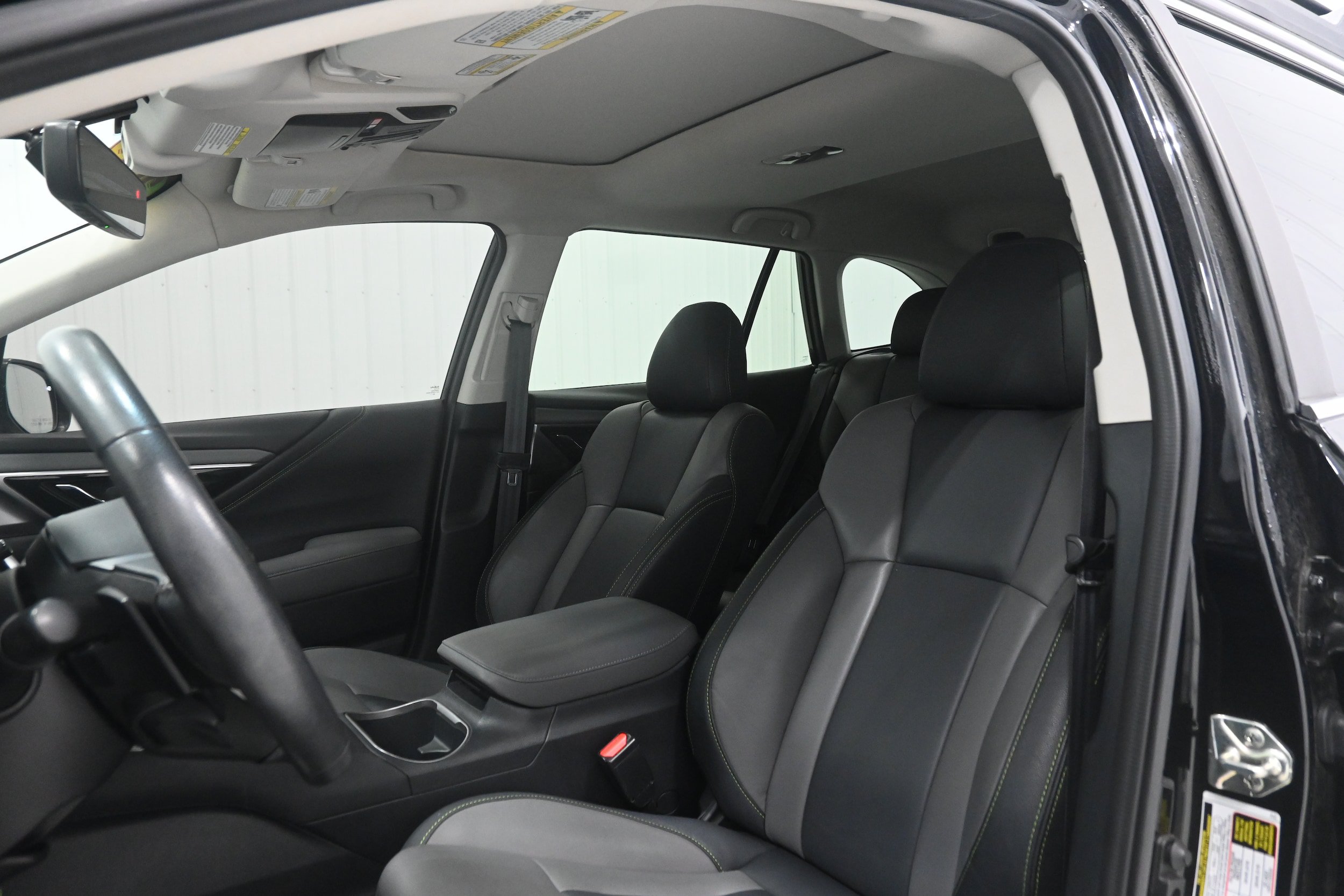 Used 2021 Subaru Outback Onyx Edition XT AWD/4WD image 6