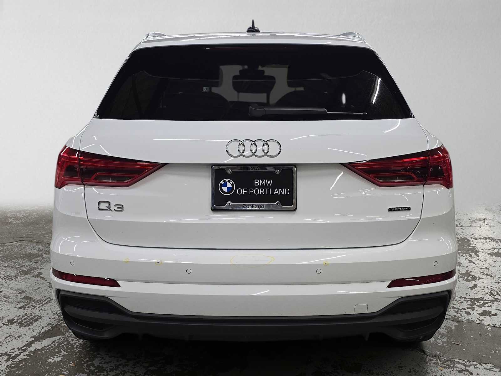 Used 2025 Audi Q3 2.0T Premium AWD/4WD image 4