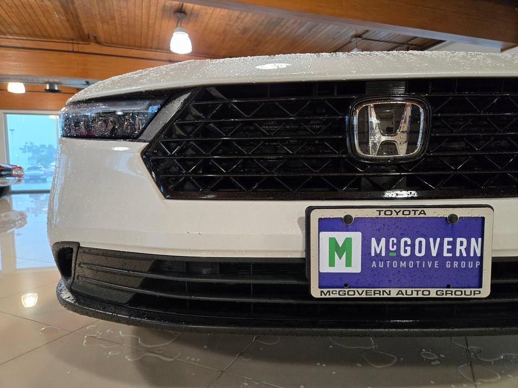 Used 2023 Honda Accord Sport image 10