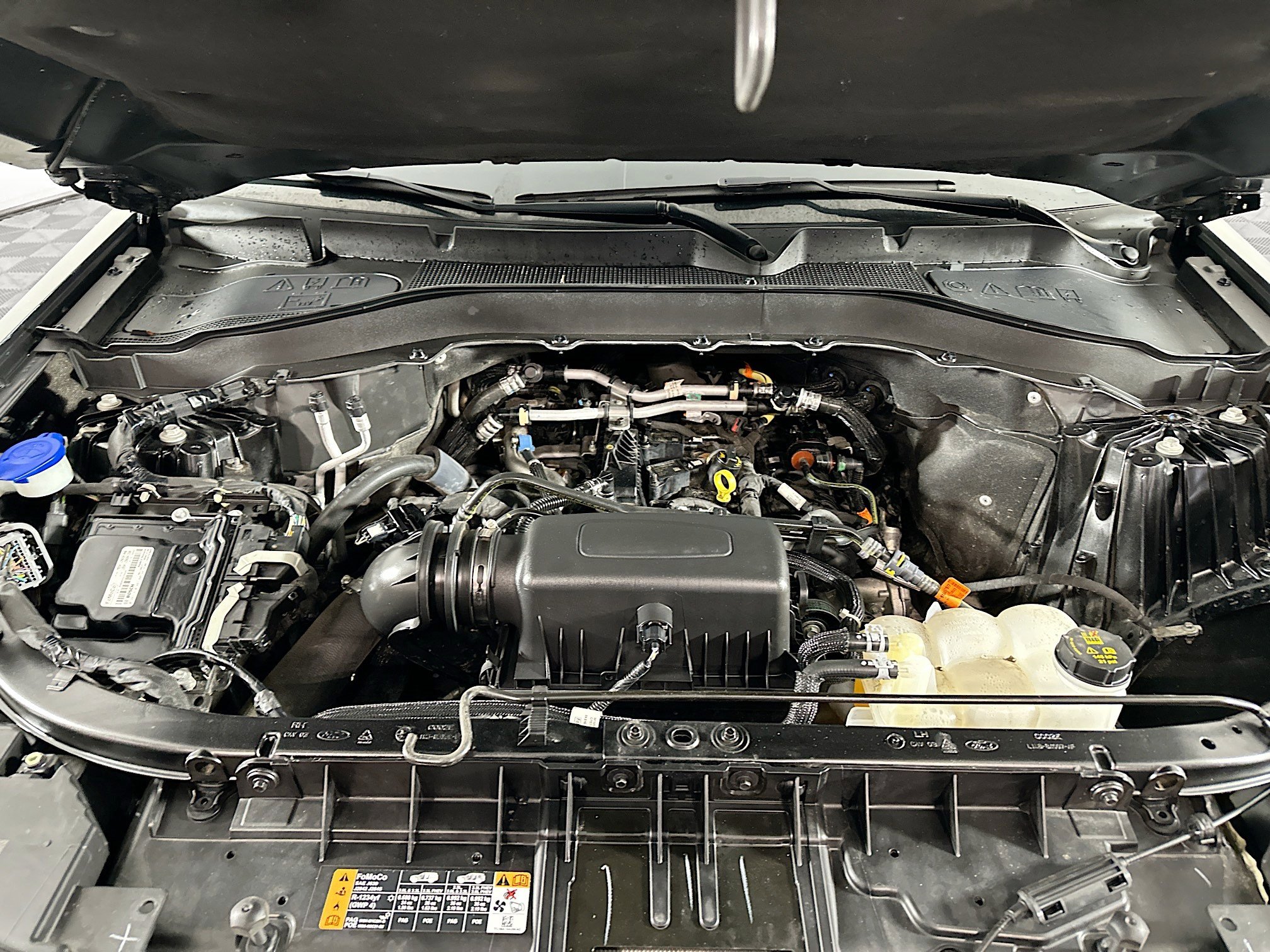 Used 2024 Ford Explorer XLT w/ Equipment Group 202A image 34