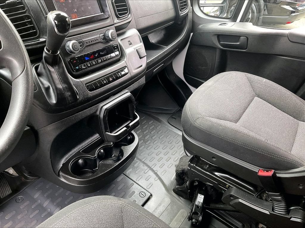 Used 2025 RAM ProMaster 2500 w/ U-Haul Equipment Group FWD image 20