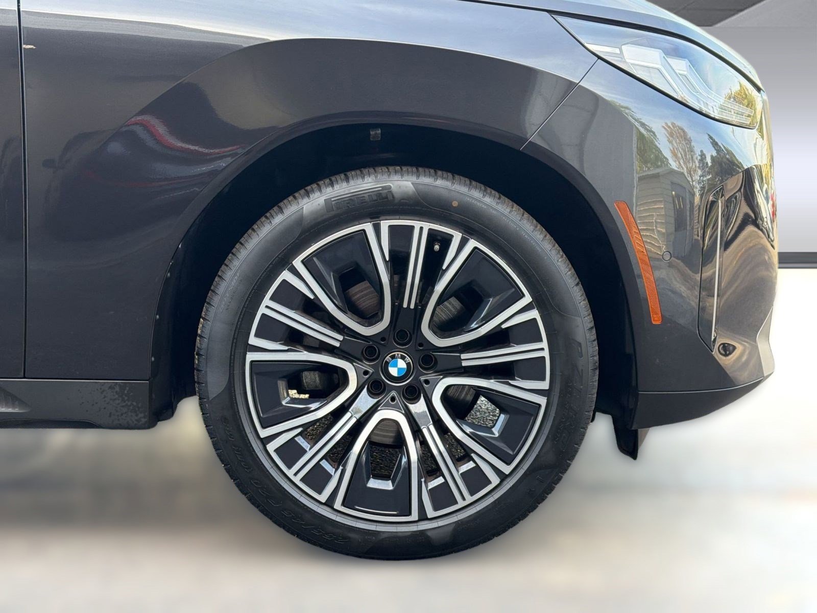 Used 2025 BMW X3 xDrive30i w/ Premium Package image 12