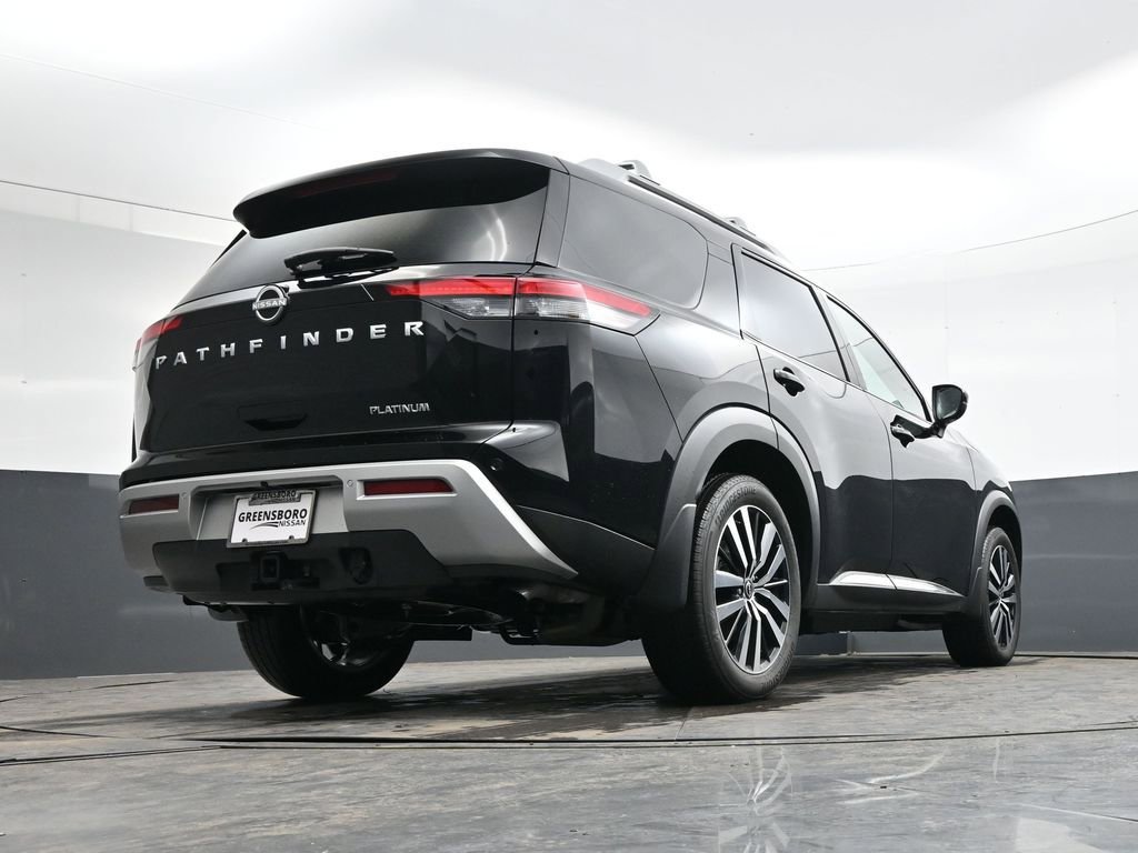 Used 2025 Nissan Pathfinder Platinum image 36