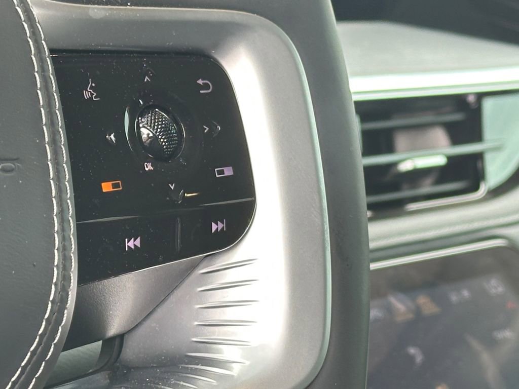 Used 2025 INFINITI QX80 Sensory AWD/4WD image 21