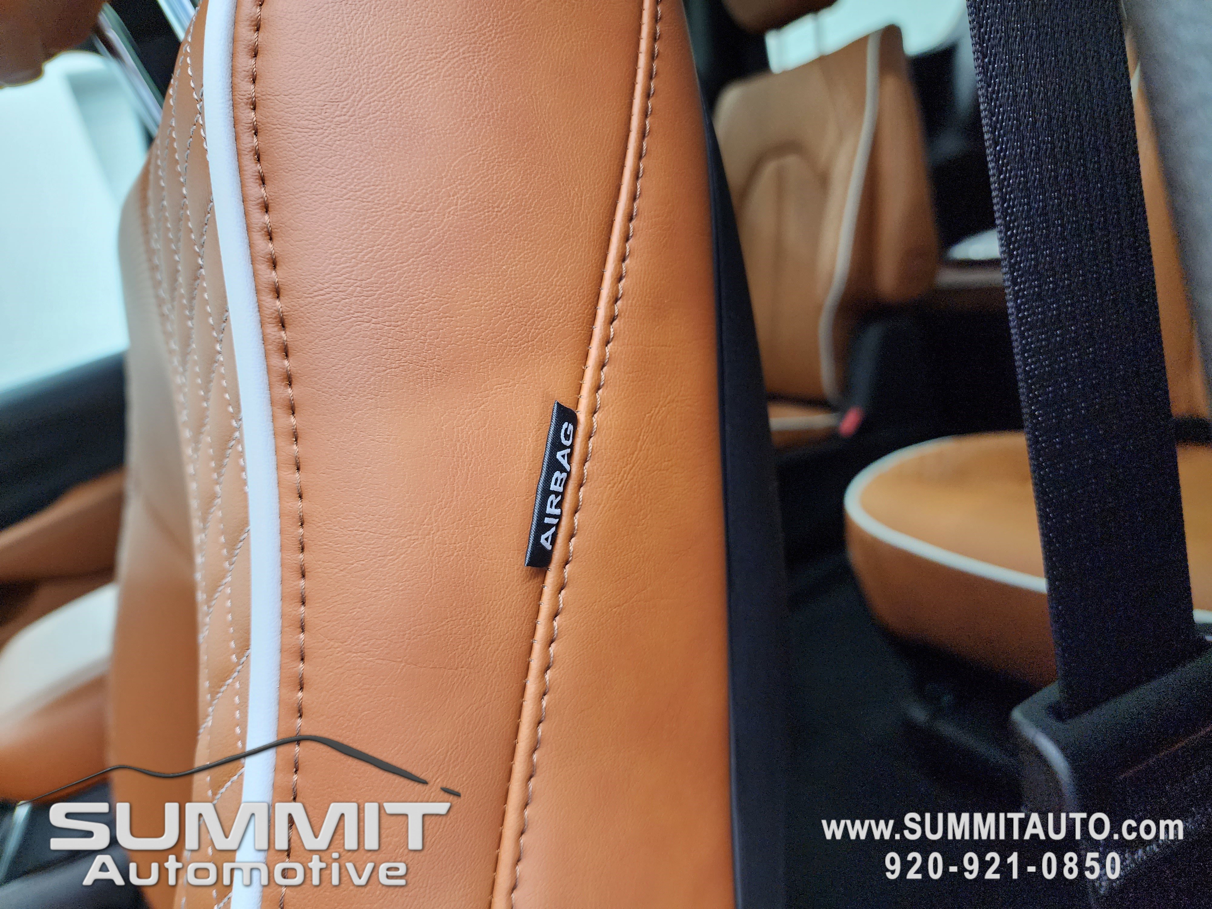 New 2026 Chrysler Pacifica Pinnacle w/ Trailer Tow Group image 45