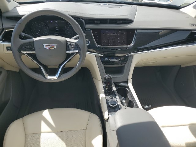 Certified 2023 Cadillac XT6 Premium Luxury w/ Technology Package AWD/4WD image 30